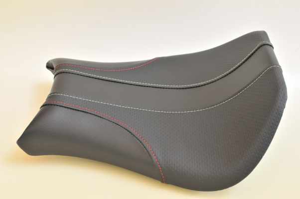 DUCATI 996 ドゥカティ996 ディンプル・銀ディンプル バイクシート張替え シート加工 seat