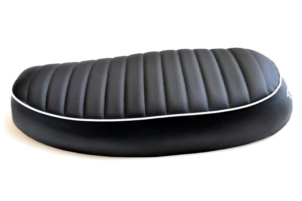 TRIUMPH BONNEVILLE トライアンフ ボンネビル バイクシート張替え シート加工 seat
