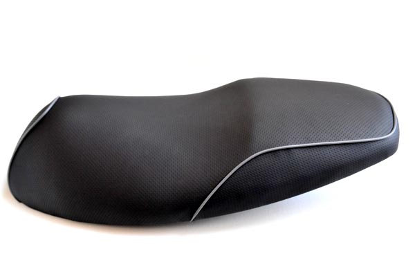 YAMAHA CYGNUS-X ヤマハ シグナスX バイクシート張替え シート加工 seat