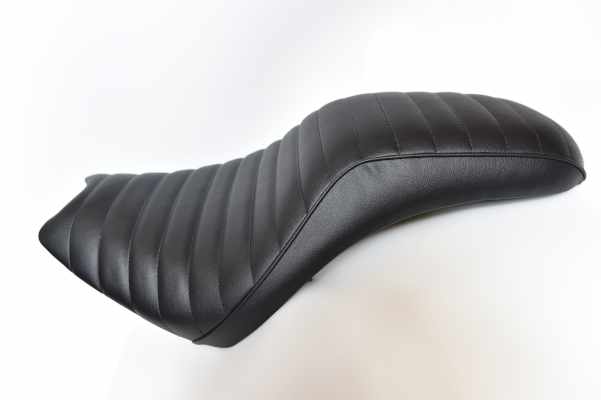 KAWASAKI ELIMINATOR250V カワサキ エリミネーター250V アンコ抜き バイクシート張替え シート加工 seat
