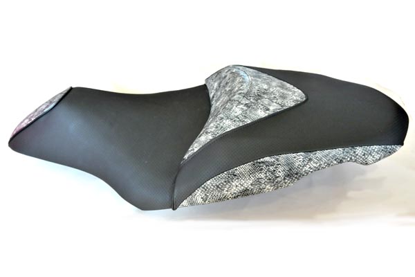 HONDA FAZE ホンダ フェイズ アンコ抜き バイクシート張替え シート加工 seat