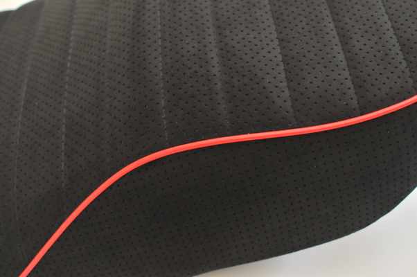 SUZUKI IMPULSE スズキ インパルス アンコ抜き アルカンターラタックロール バイクシート張替え シート加工 seat