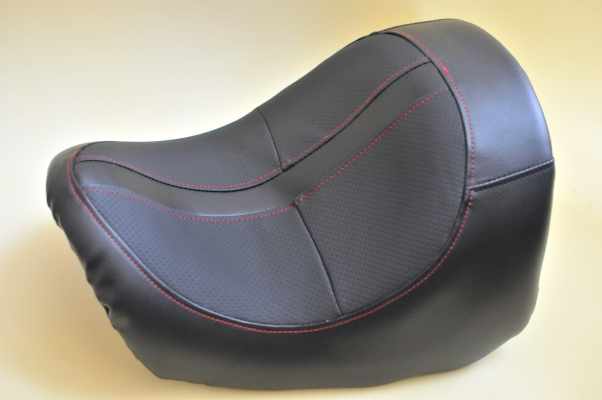 ハーレーダヴィッドソン VROD V-ROD バイクシート張替え シート加工 seat